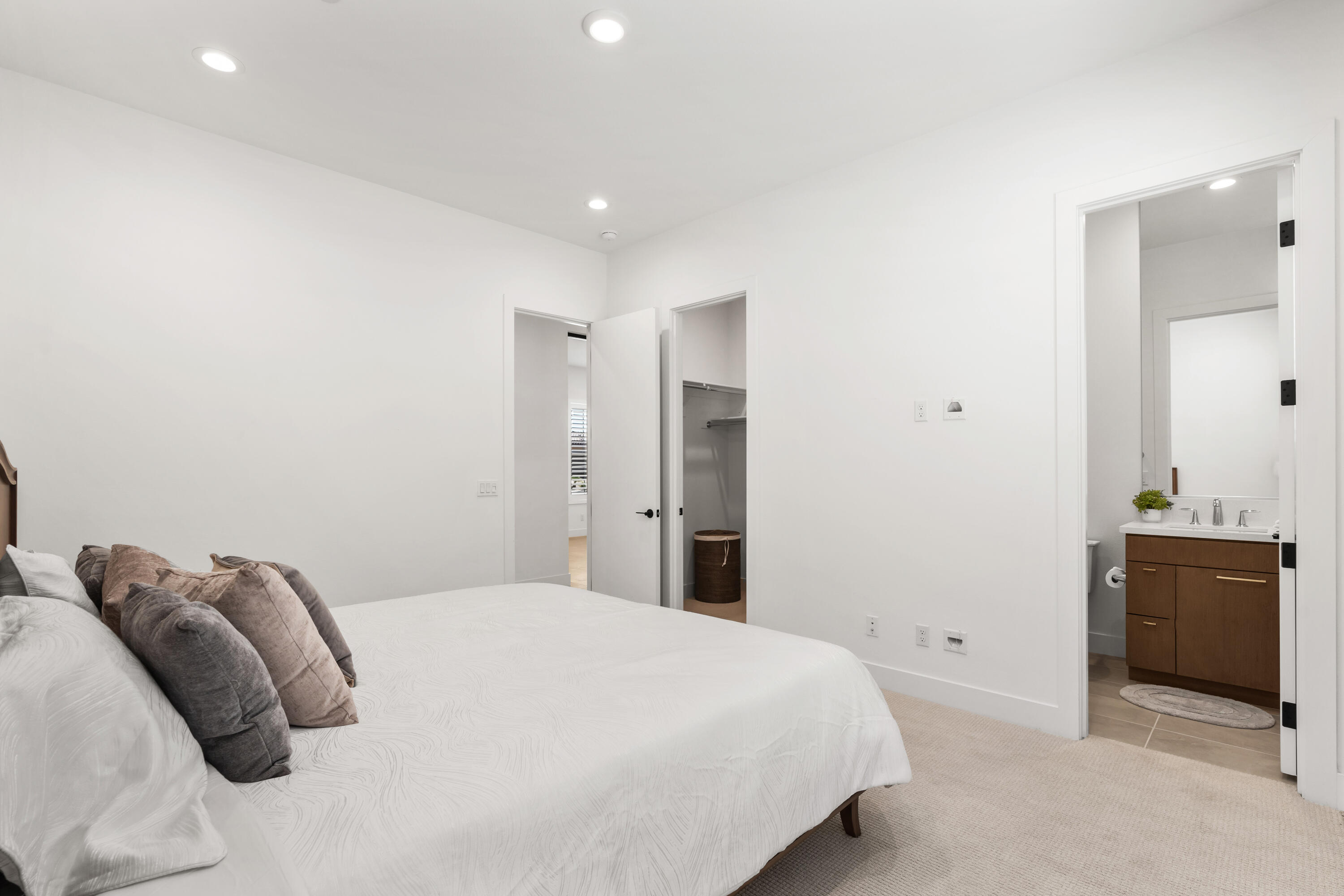 80404 Old Ranch Trail South La Quinta, CA 92253 - Photo 19 of 28 a bedroom with a bed and with furniture