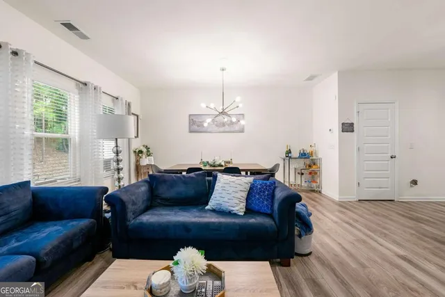 $2,100 | 3295 Estes Drive, South Fulton, GA 30349