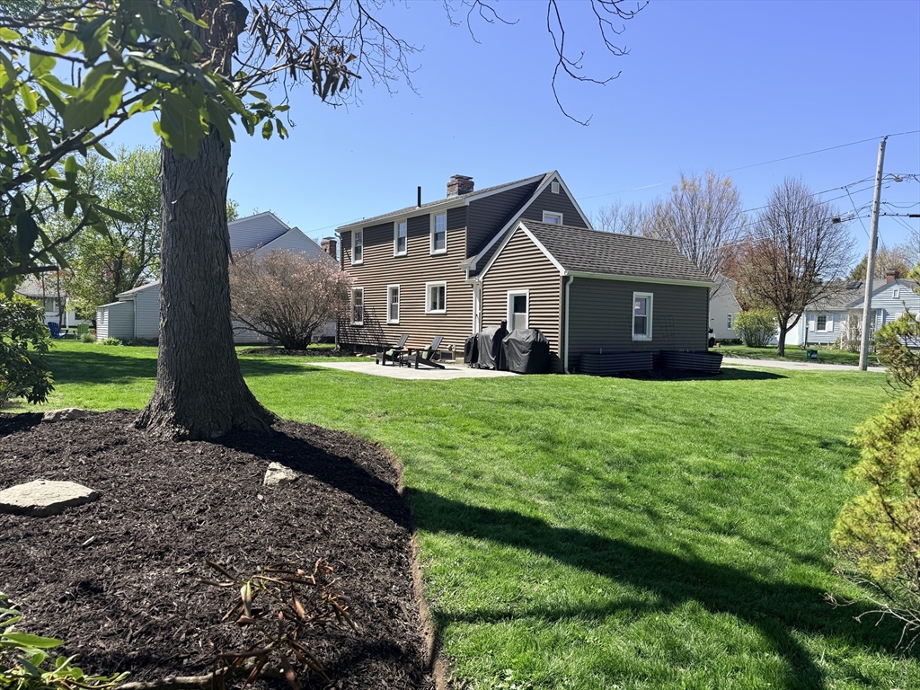 8 Birmingham Road Worcester, MA 01606 - Photo 16 of 18
