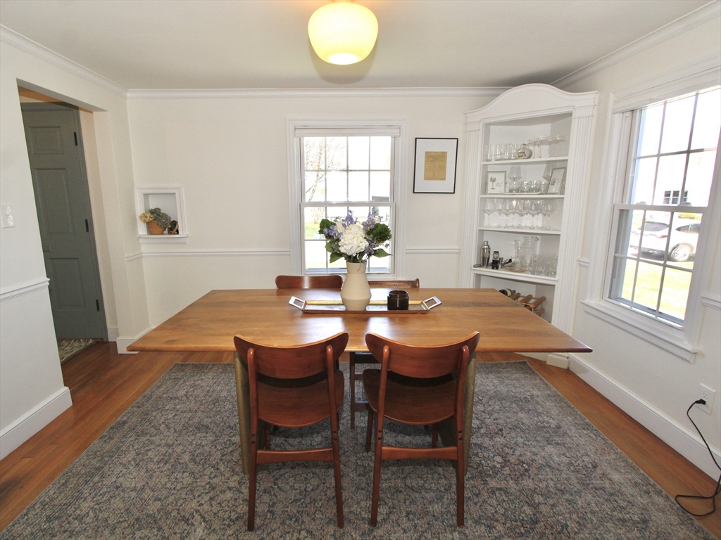 8 Birmingham Road Worcester, MA 01606 - Photo 4 of 18
