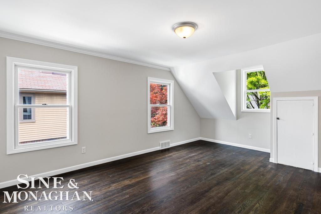 101 Mapleton Road Grosse Pointe Farms, MI 48236 - Photo 17 of 28
