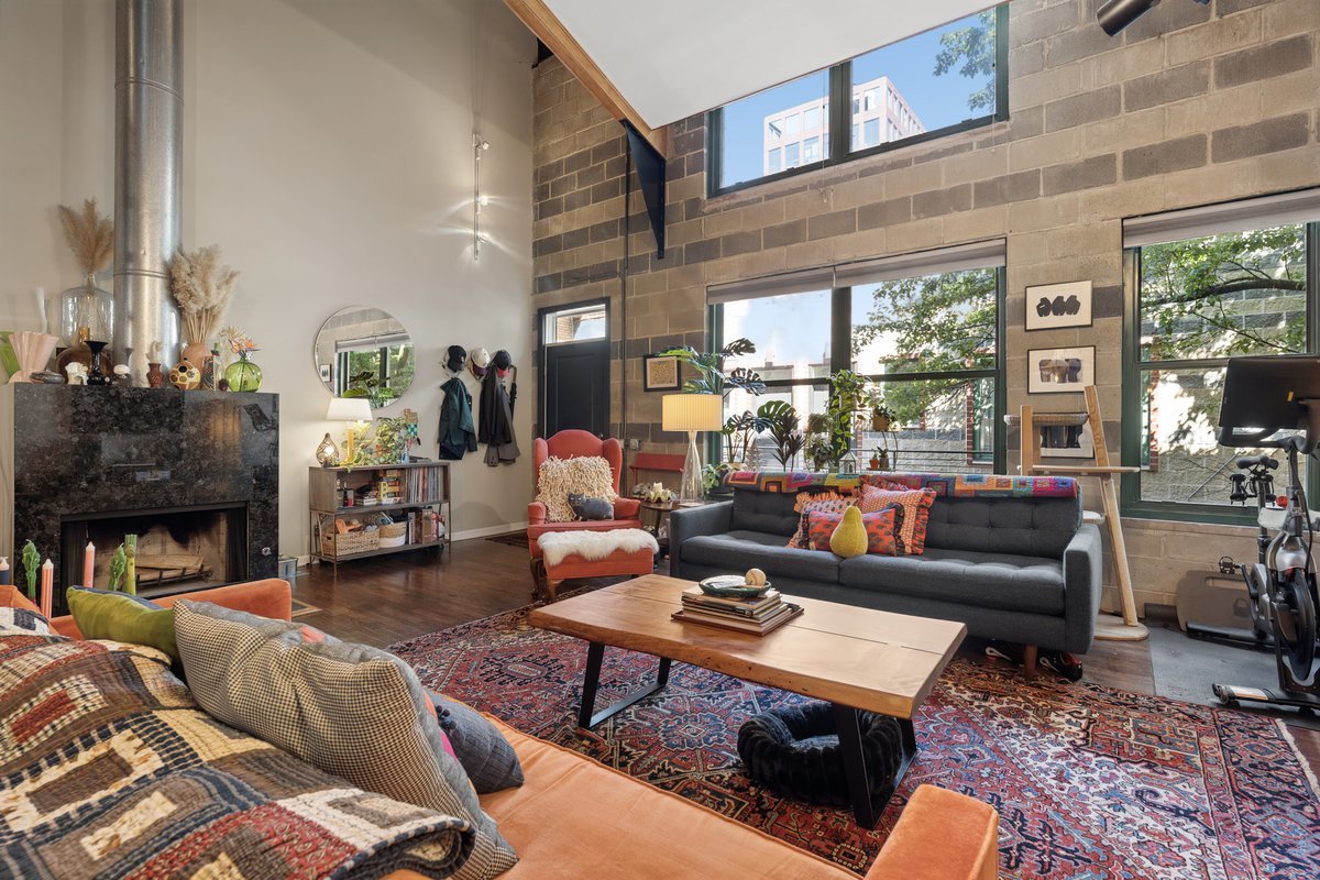 22 North Morgan Street, Unit 204 Chicago, IL 60607 - Photo 3 of 19 Gallery Image 3