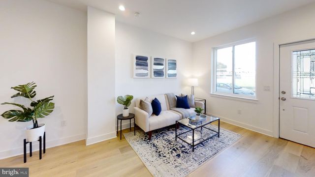 $467,000 | 548 East Hewson Street, Philadelphia, PA 19125