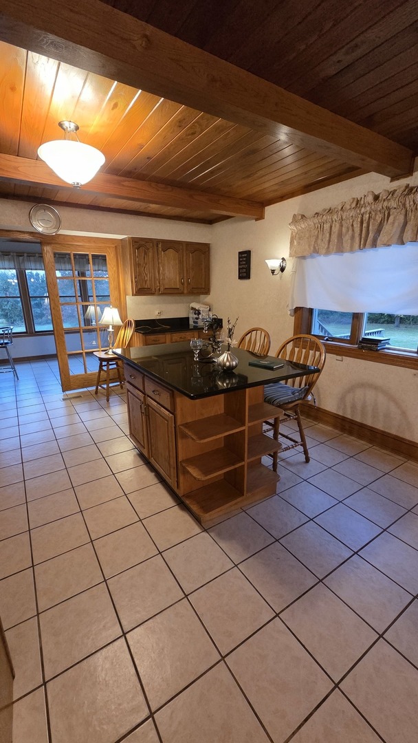 2502 Van Drunen Lane Crete, IL 60417 - Photo 12 of 58 a outdoor space with patio furniture