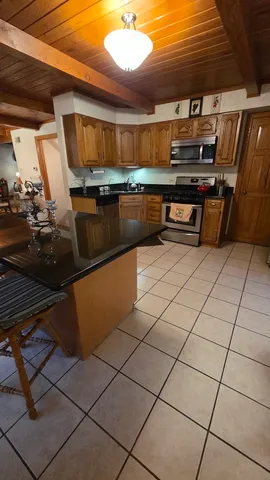 $359,900 | 2502 Van Drunen Lane, Crete, IL 60417