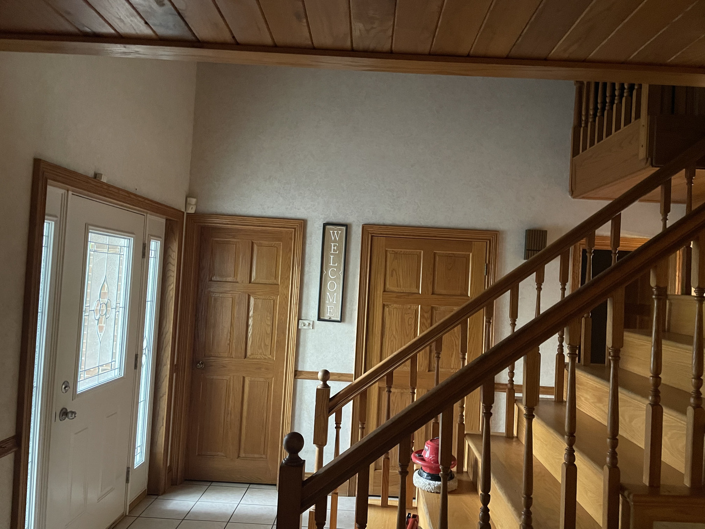 2502 Van Drunen Lane Crete, IL 60417 - Photo 28 of 58 a view of an entryway with wooden floor