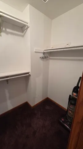 $359,900 | 2502 Van Drunen Lane, Crete, IL 60417