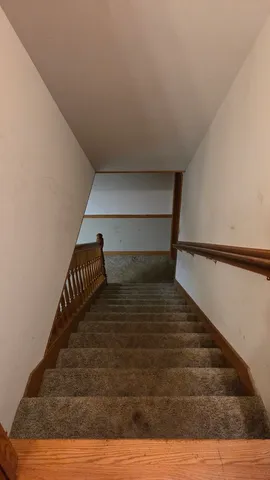 $359,900 | 2502 Van Drunen Lane, Crete, IL 60417