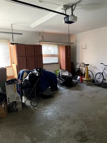 $359,900 | 2502 Van Drunen Lane, Crete, IL 60417