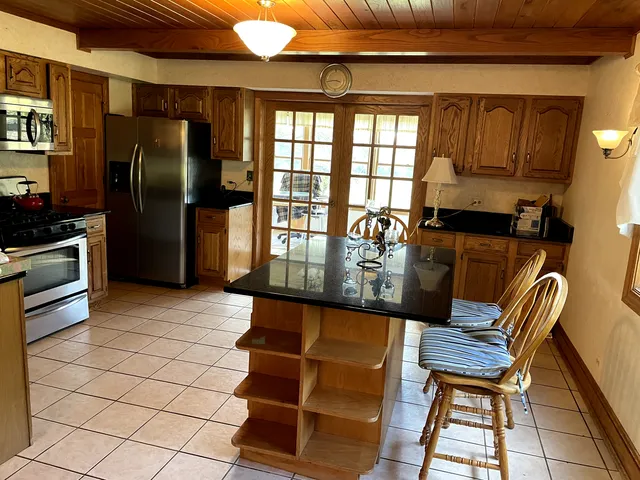 $359,900 | 2502 Van Drunen Lane, Crete, IL 60417