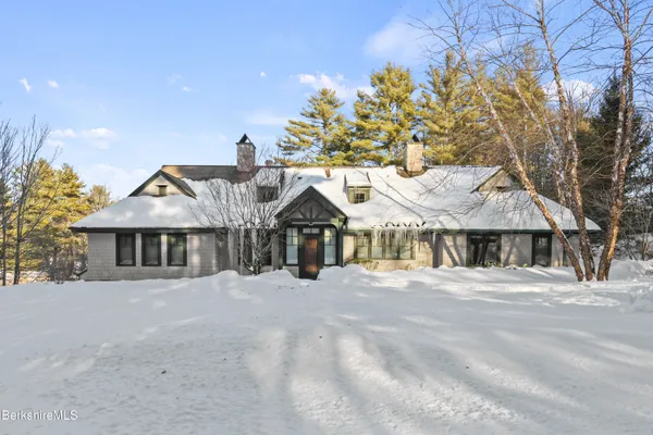 $2,850,000 | 201 Stratford Road, New Marlborough, MA 01259