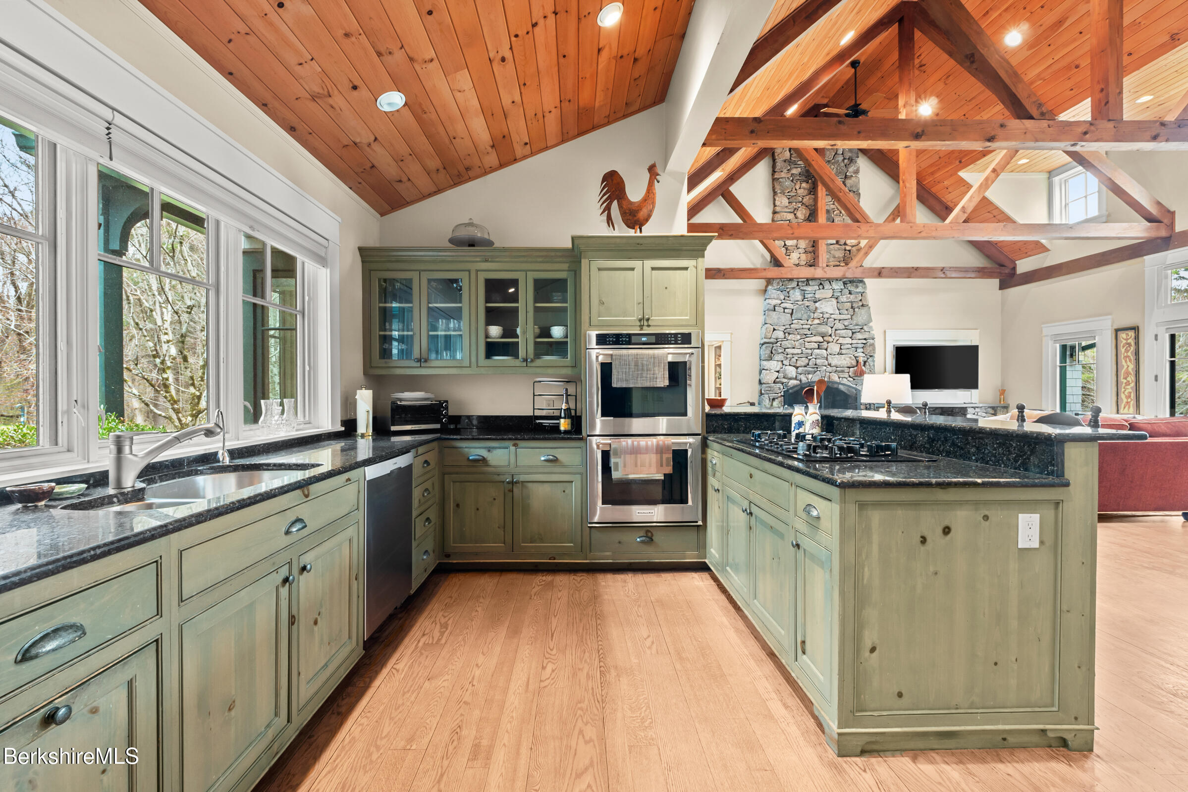 201 Stratford Road New Marlborough, MA 01259 - Photo 12 of 29 19