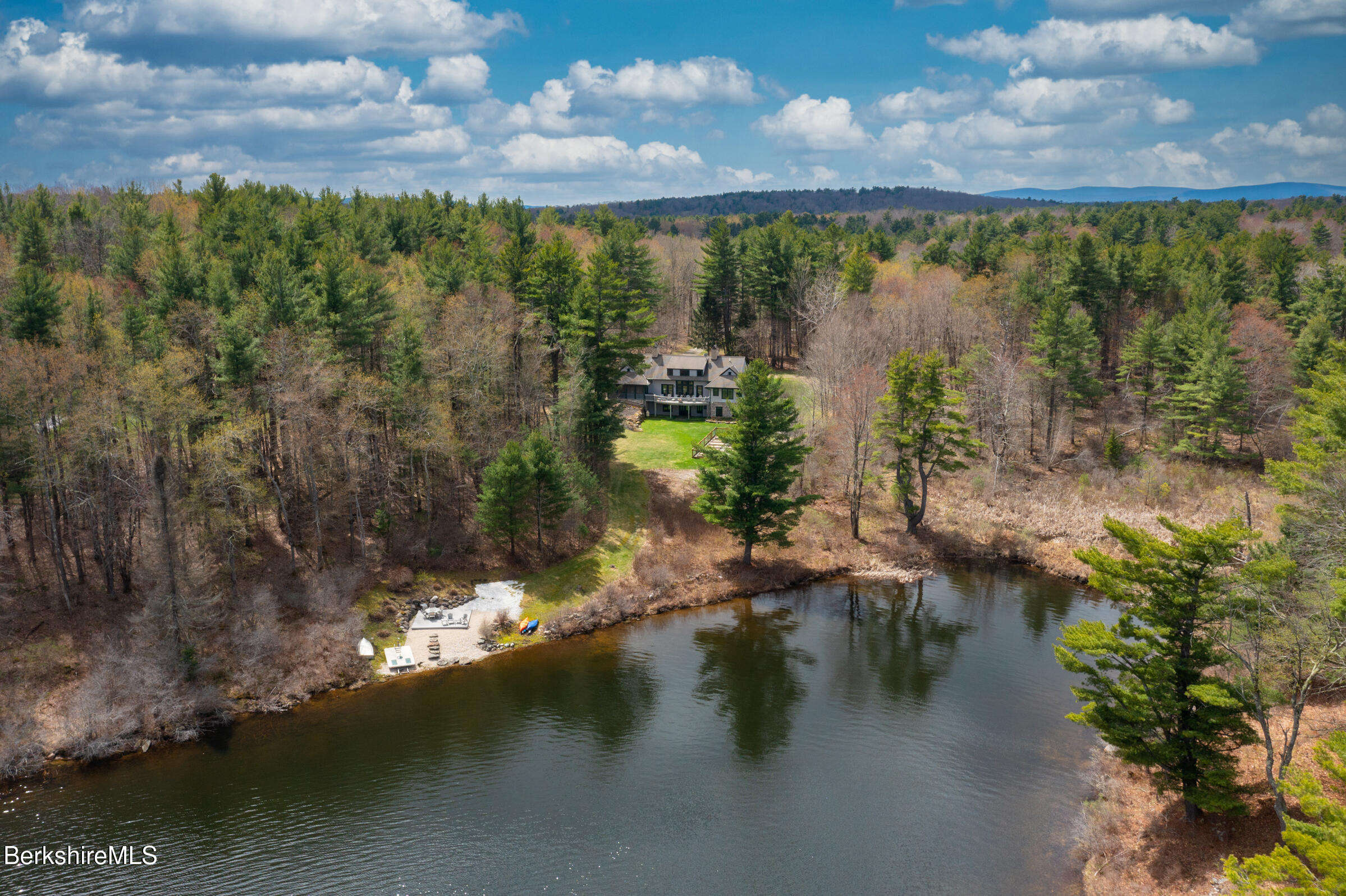 201 Stratford Road New Marlborough, MA 01259 - Photo 2 of 29 1