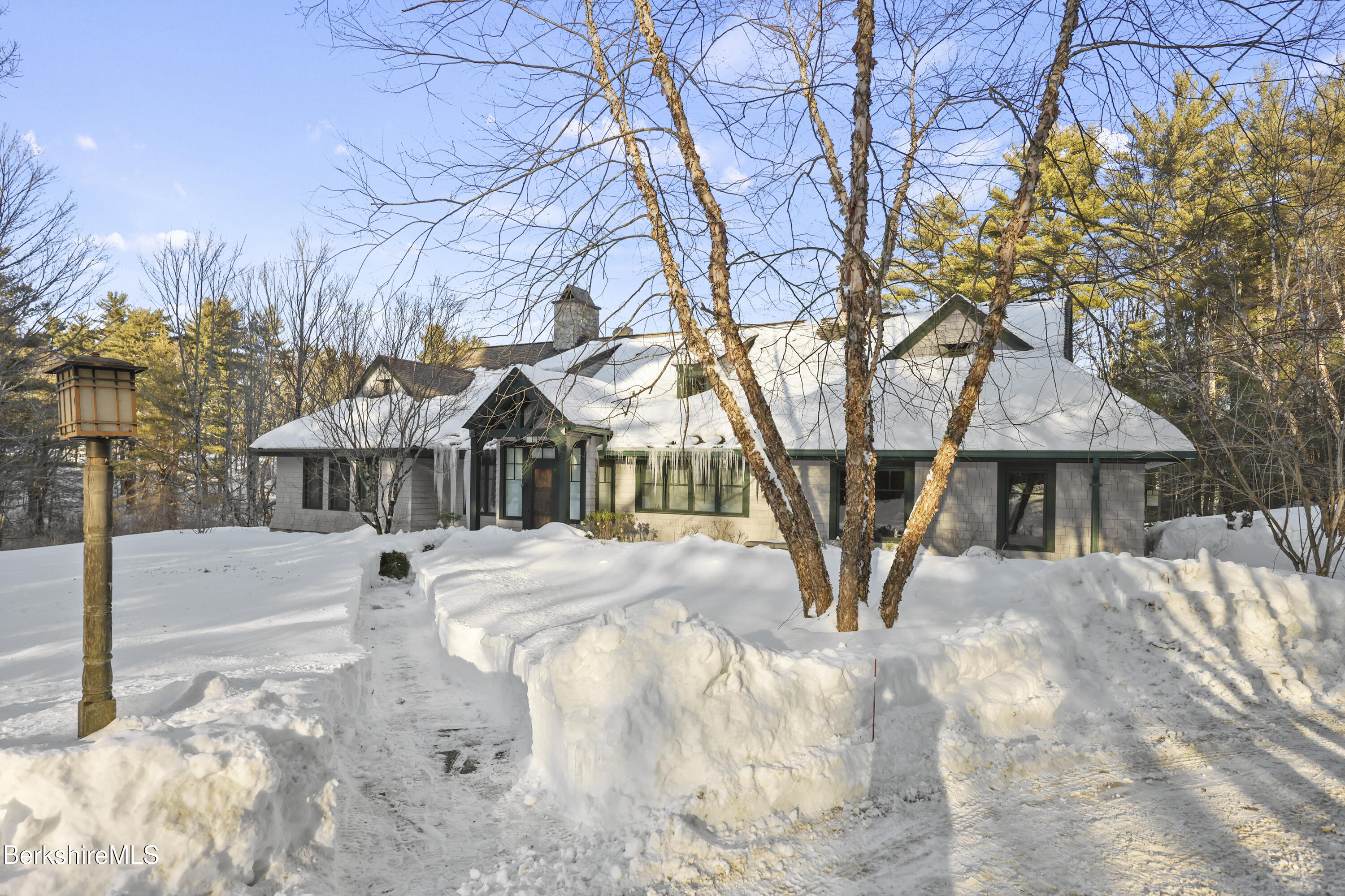 201 Stratford Road New Marlborough, MA 01259 - Photo 3 of 77 15 Exterior Front