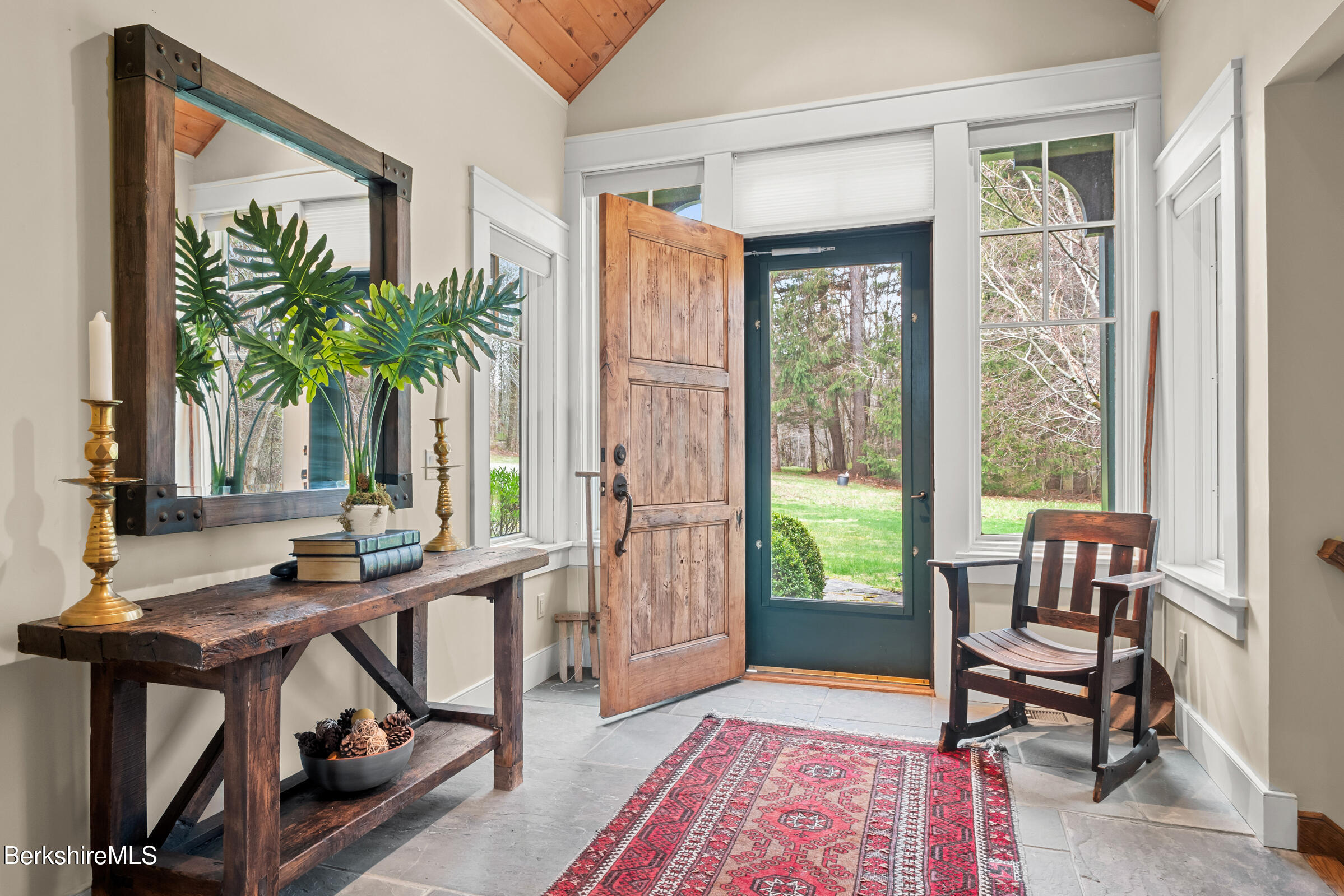 201 Stratford Road New Marlborough, MA 01259 - Photo 5 of 29 8