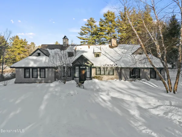 $2,850,000 | 201 Stratford Road, New Marlborough, MA 01259
