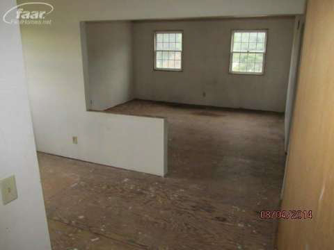 5150 Cole Road Bancroft, MI 48414 - Photo 6 of 12 20419355-5.JPG