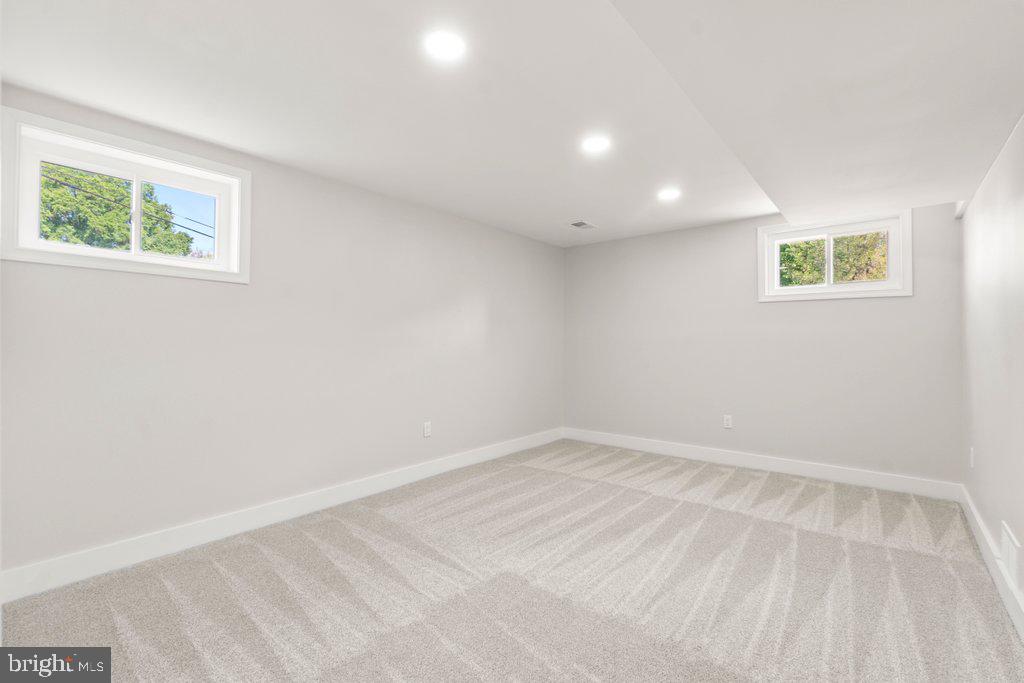 3500 Edwards Street Lanham, MD 20706 - Photo 31 of 40 a view of an empty room with a window
