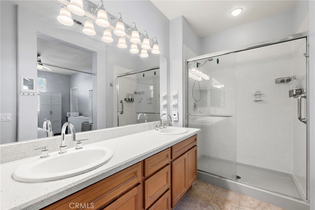 35 St Mays Road Ladera Ranch, CA 92694 - Photo 9 of 27 Primary Bathroom