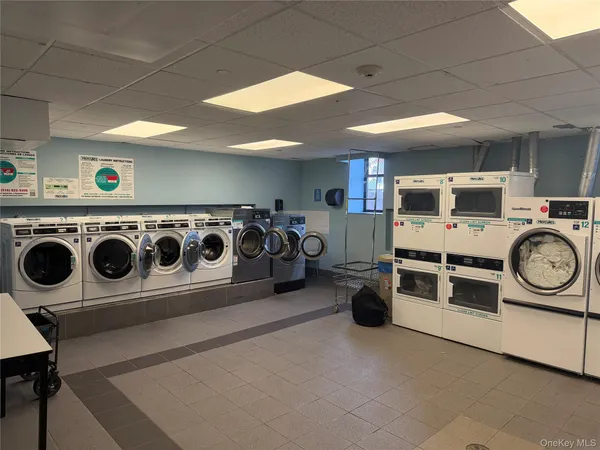 $3,200 | 25 West Broadway, Unit 104, Long Beach, NY 11561