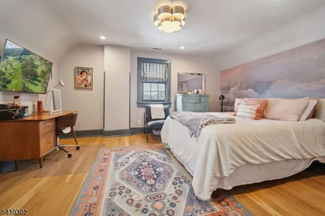 $3,200,000 | 23 Stoneleigh Park, Westfield, NJ 07090