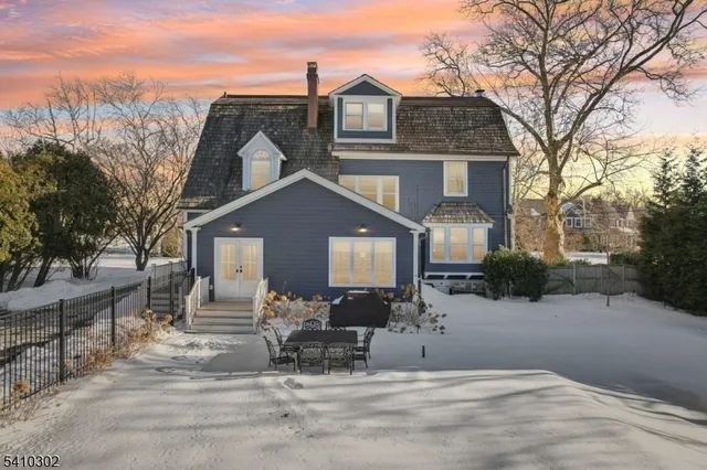 $3,200,000 | 23 Stoneleigh Park, Westfield, NJ 07090