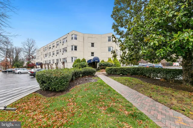 $275,000 | 7034 Strathmore Street, Unit 308, Chevy Chase, MD 20815