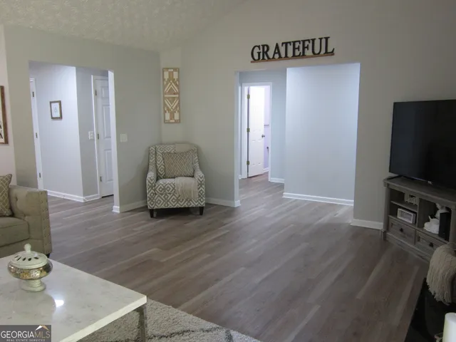 $399,500 | 5581 Ashmoore Court, Flowery Branch, GA 30542