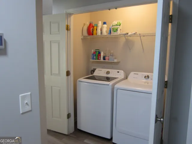 $399,500 | 5581 Ashmoore Court, Flowery Branch, GA 30542