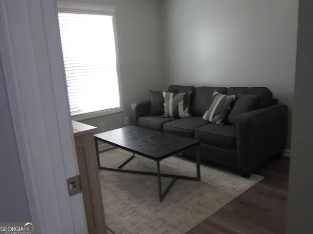 $399,500 | 5581 Ashmoore Court, Flowery Branch, GA 30542