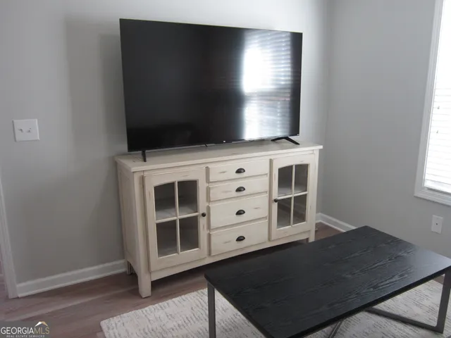 $399,500 | 5581 Ashmoore Court, Flowery Branch, GA 30542