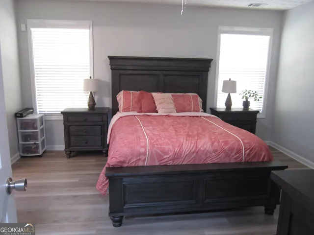 $399,500 | 5581 Ashmoore Court, Flowery Branch, GA 30542