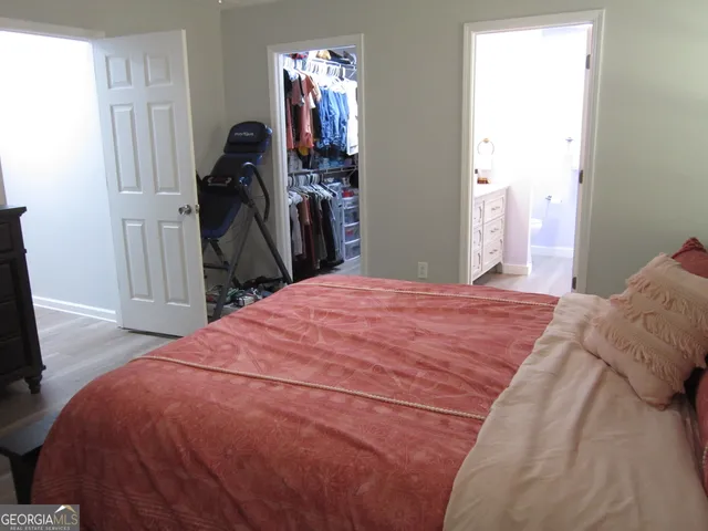 $399,500 | 5581 Ashmoore Court, Flowery Branch, GA 30542