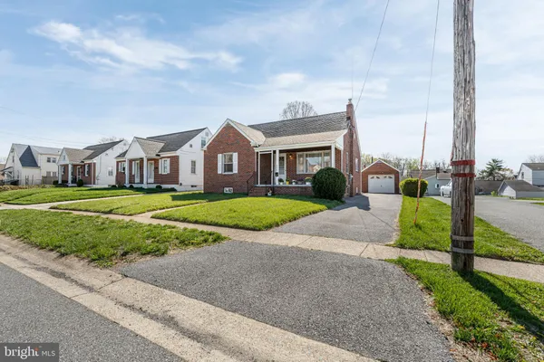 $379,900 | 504 Tyrone Avenue, Wilmington, DE 19804