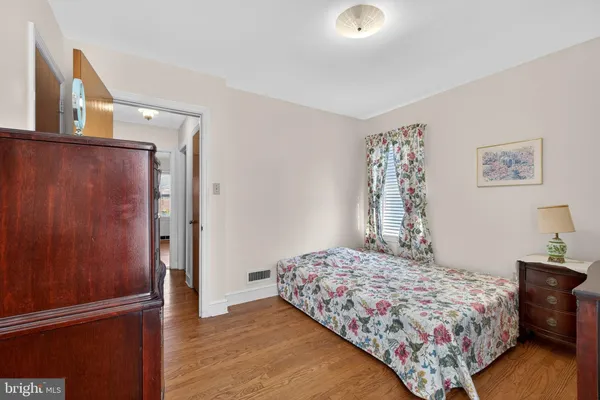 $379,900 | 504 Tyrone Avenue, Wilmington, DE 19804