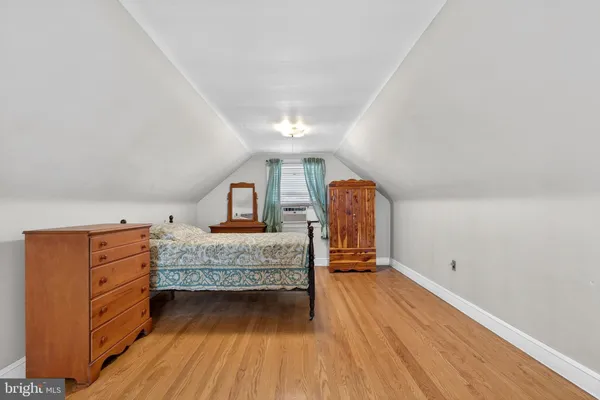 $379,900 | 504 Tyrone Avenue, Wilmington, DE 19804