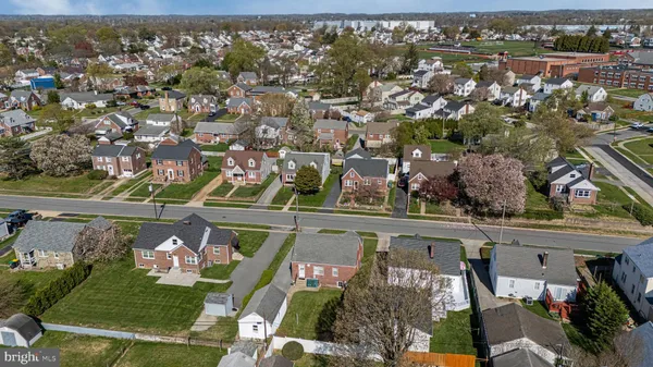 $379,900 | 504 Tyrone Avenue, Wilmington, DE 19804