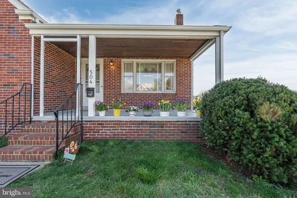 $379,900 | 504 Tyrone Avenue, Wilmington, DE 19804