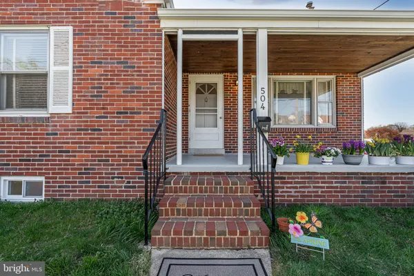 $379,900 | 504 Tyrone Avenue, Wilmington, DE 19804