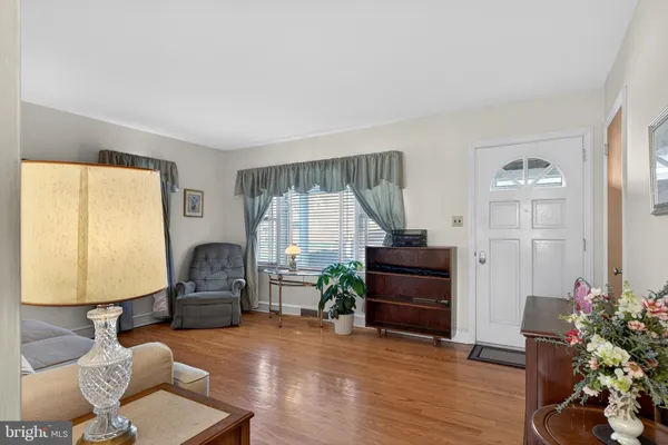 $379,900 | 504 Tyrone Avenue, Wilmington, DE 19804