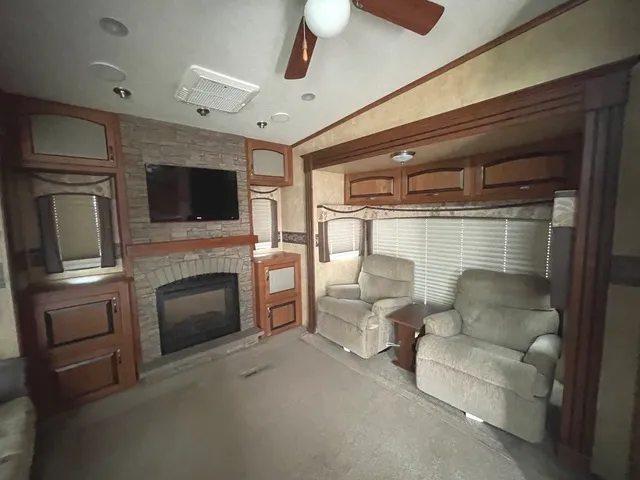 $44,700 | 28-94 Woodhaven Lakes, Sublette, IL 61367