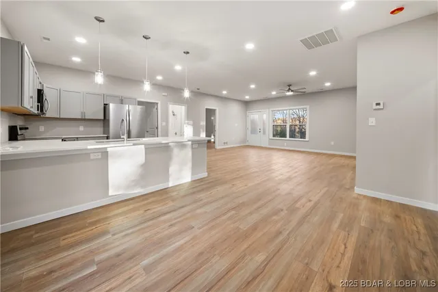 $329,000 | 4 Kathleen Court, Kaiser, MO 65047