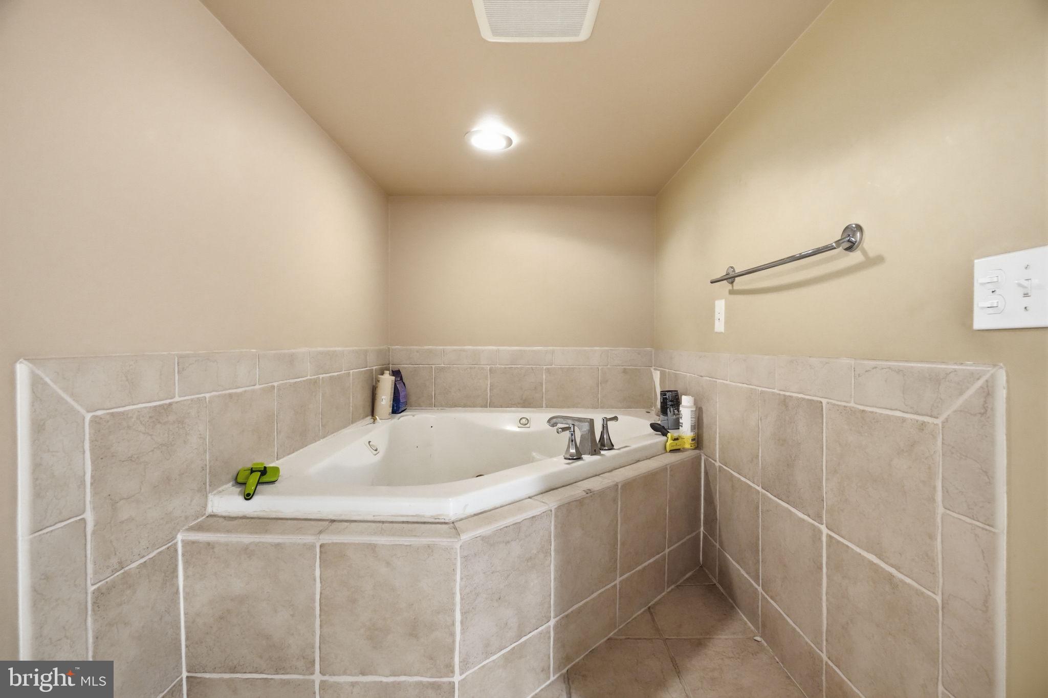 455 Fairmount Avenue Philadelphia, PA 19123 - Photo 42 of 67