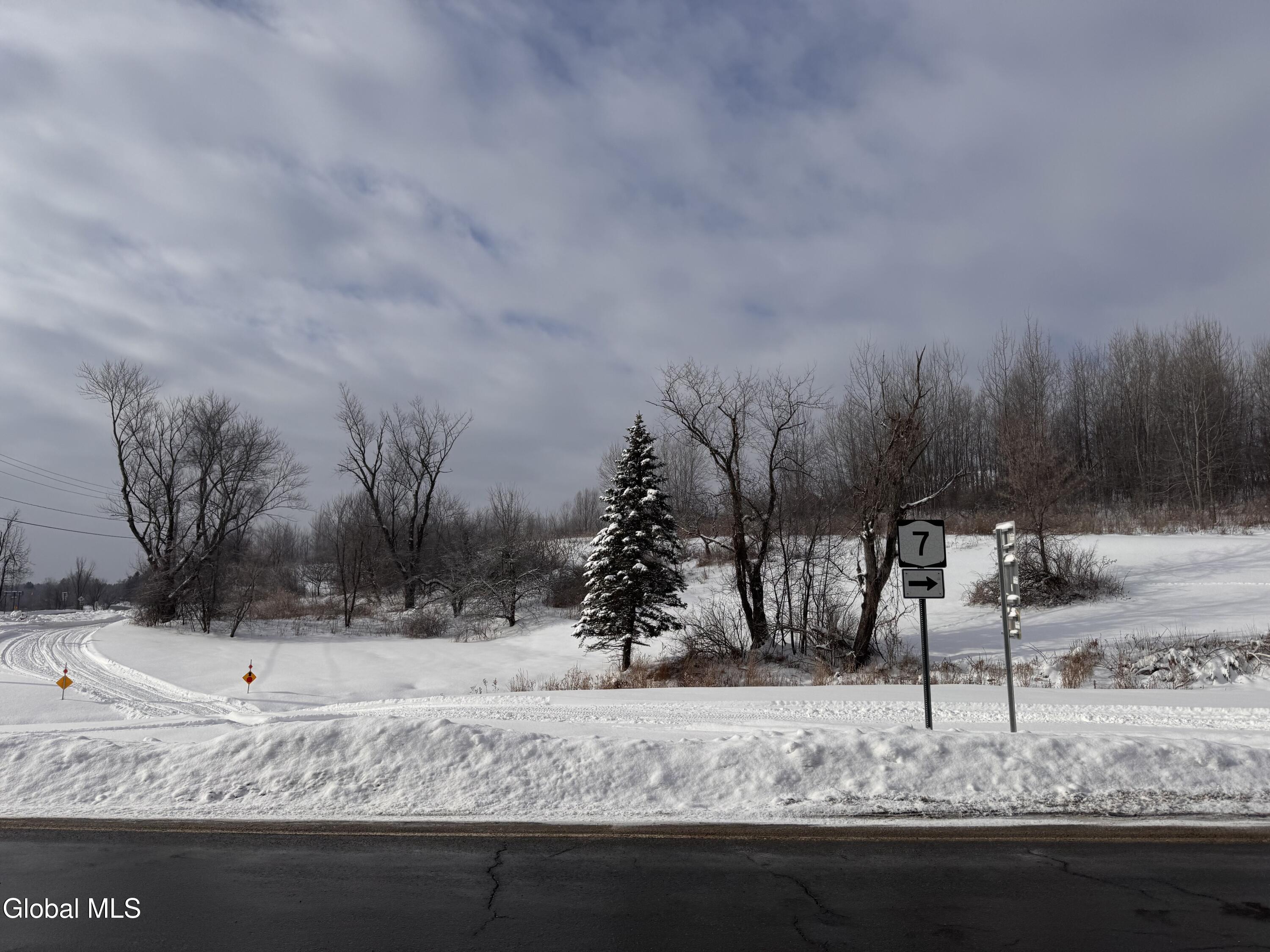 4048 Highway 2 Brunswick, NY 12180 - Photo 3 of 4 IMG_2885