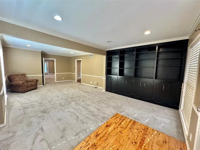 $300,000 | 610 West Cedar Street, Nocona, TX 76255