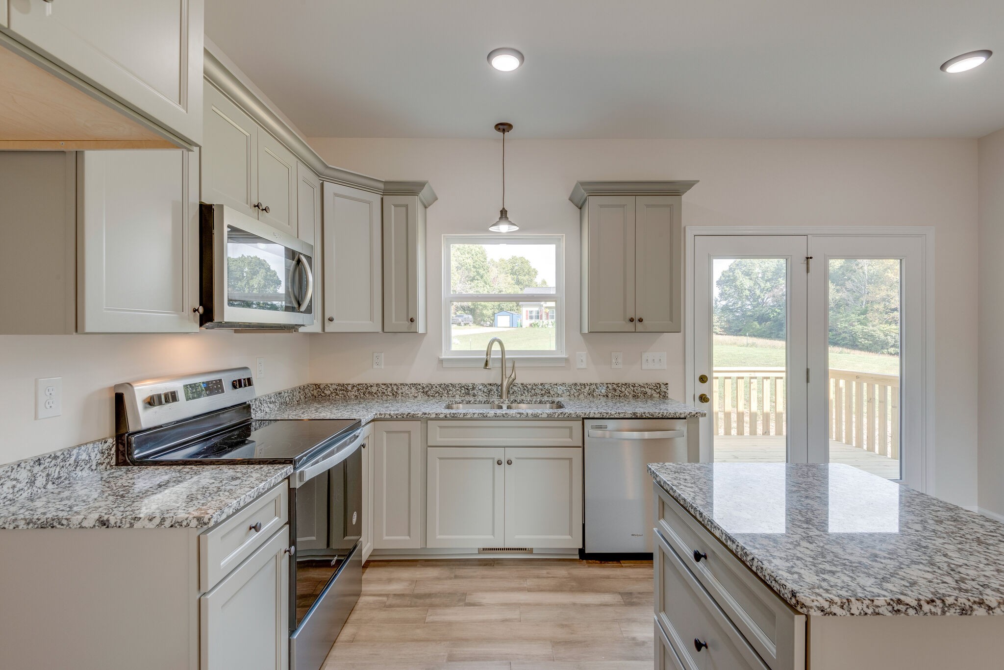 861 Hafner Road Charlotte, TN 37036 - Photo 11 of 26 Gallery Image 11