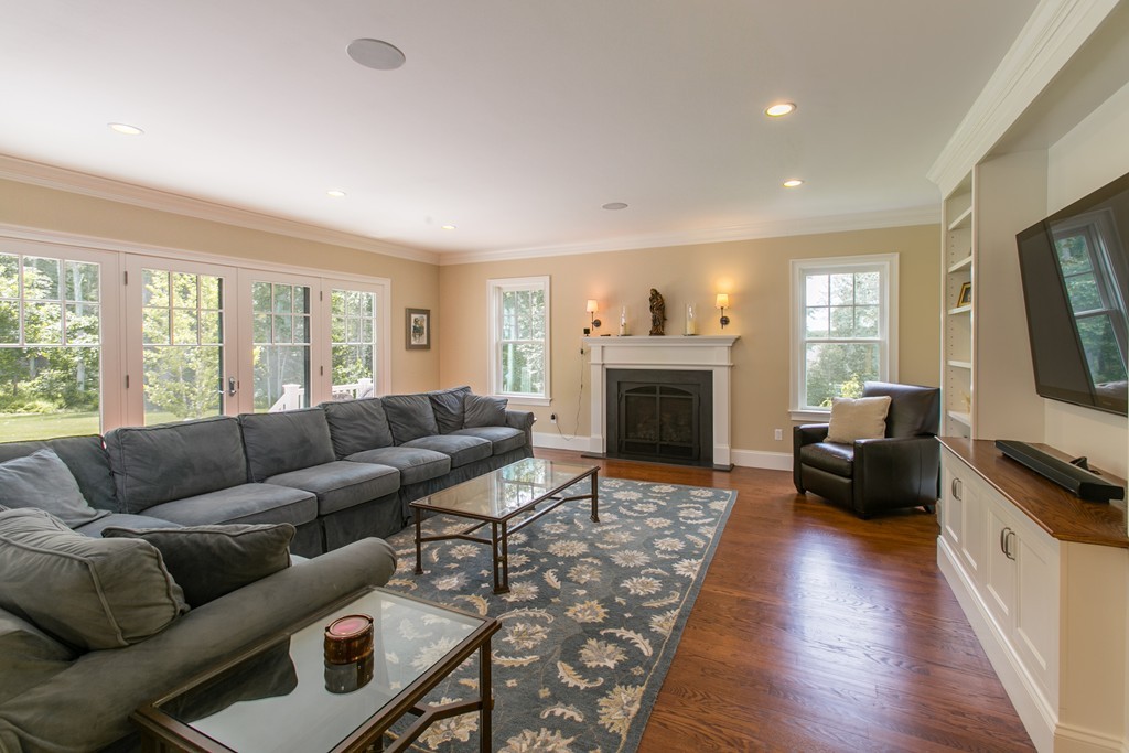 103 Johnson Road Carlisle, MA 01741 - Photo 8 of 30 Gallery Image 8