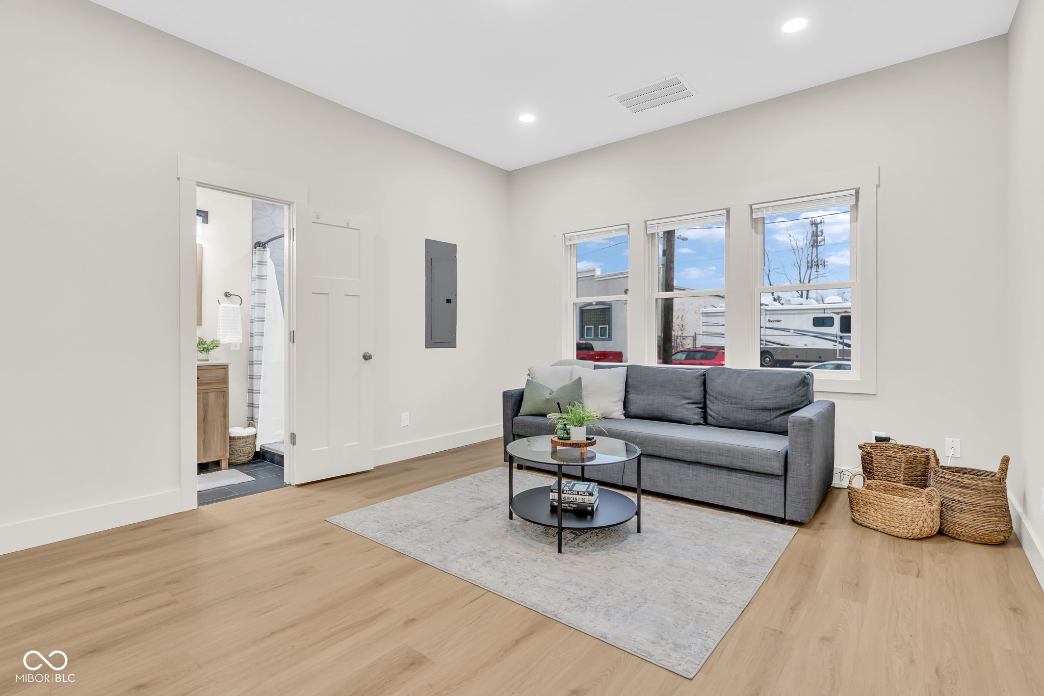 1502 Bates Street Indianapolis, IN 46201 - Photo 15 of 40