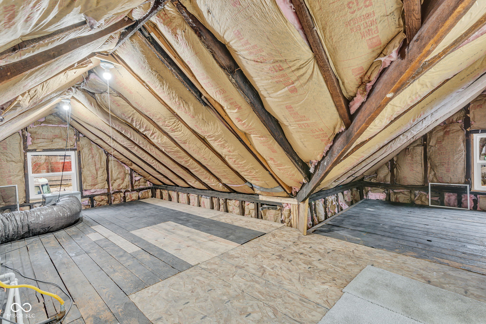 1502 Bates Street Indianapolis, IN 46201 - Photo 29 of 40