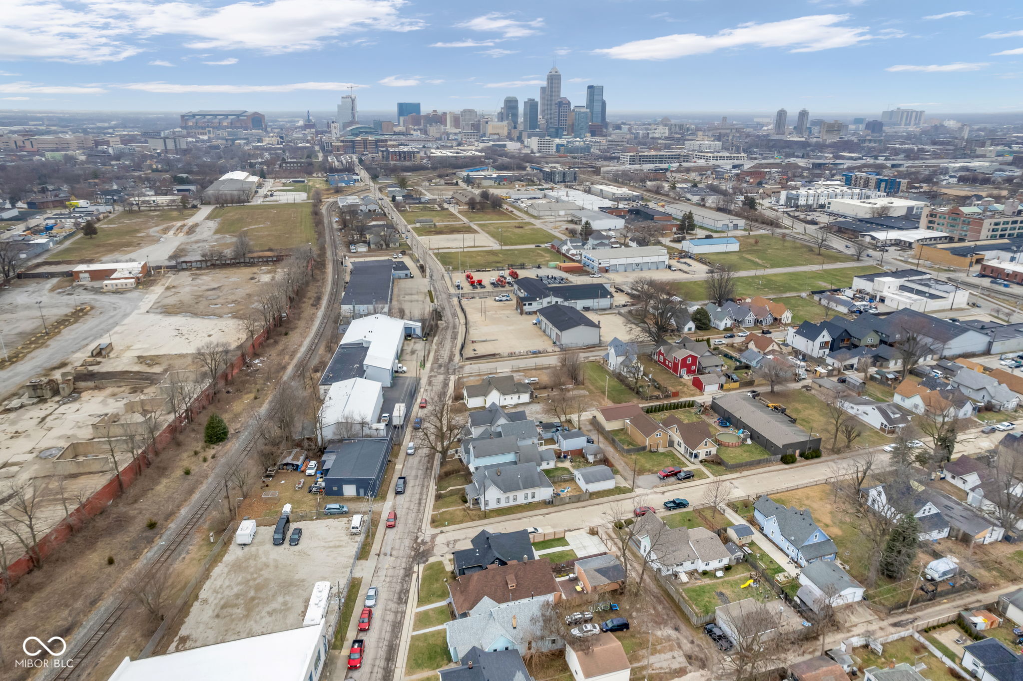 1502 Bates Street Indianapolis, IN 46201 - Photo 37 of 40